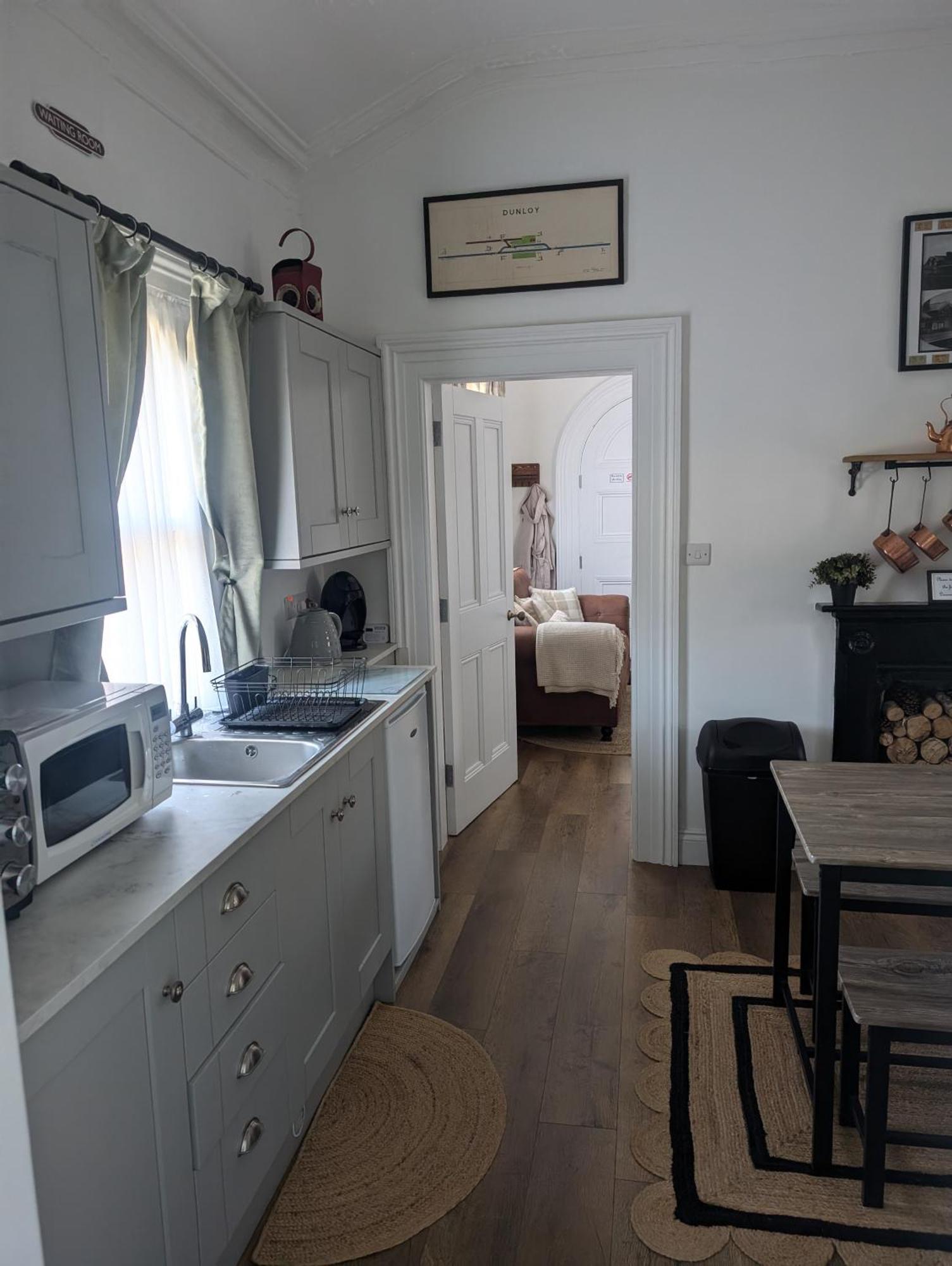 Ferienwohnung The Railway Sleeper Cullybackey Exterior foto